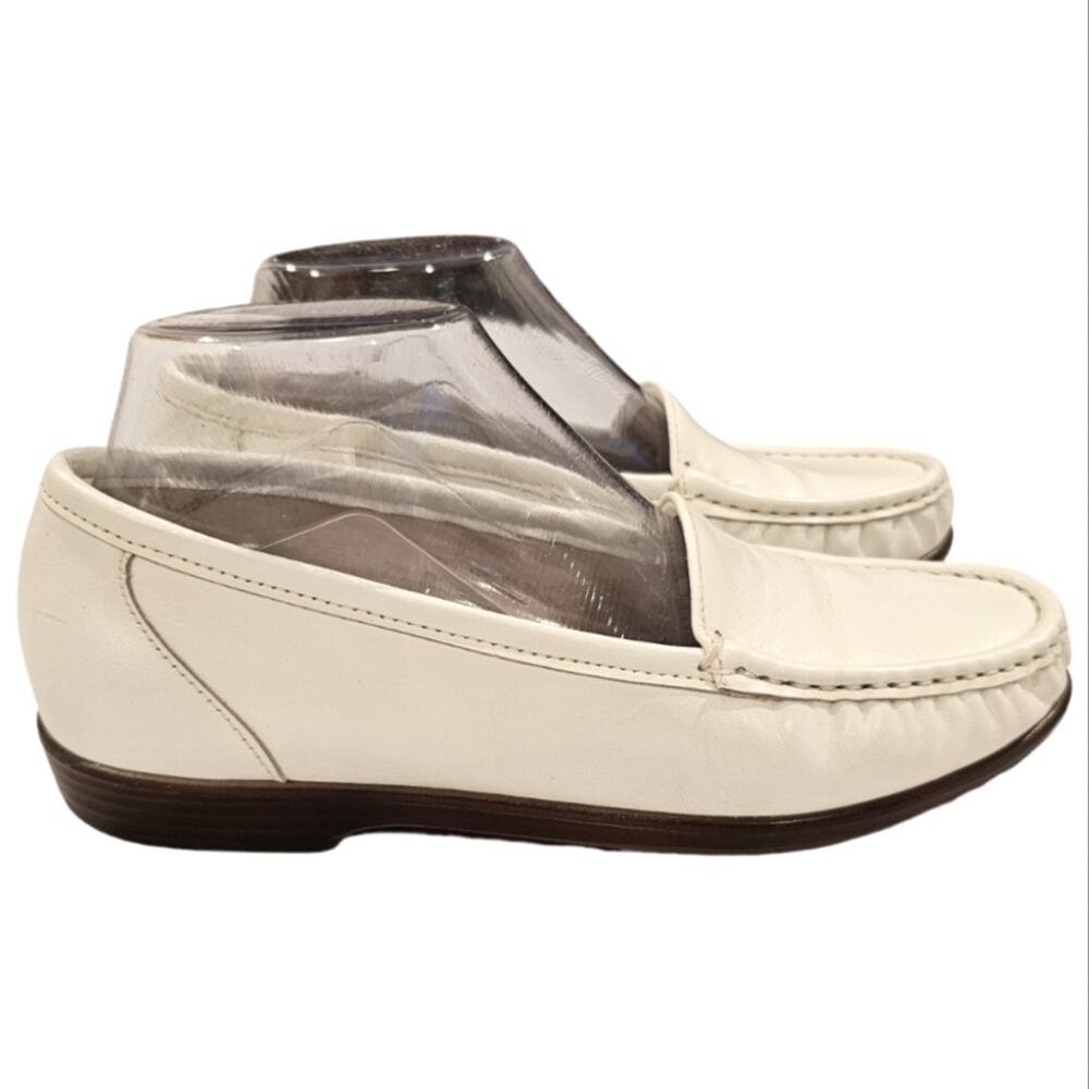 SAS Tripad Simplify Leather Moccasin Slip On Loafers 7.5 Medium White - Picture 3 of 13